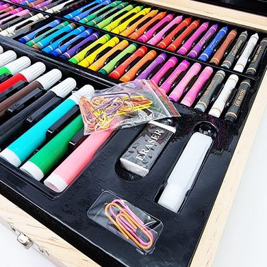 Детский набор для рисования и творчества 220 предметов в деревянном чемодане