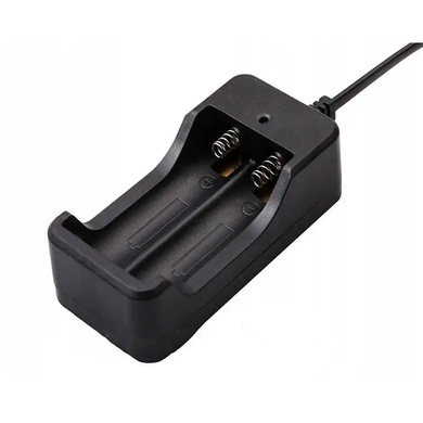 Зарядное устройство для 2х аккумуляторов Li-ion интеллектуальная зарядка для аккумуляторных батареек 18650, Черный