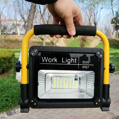 Светодиодный LED прожектор на солнечной батарее Solar Light Work Light 50W аккумуляторный, с пультом, индикатор заряда, Жёлтый